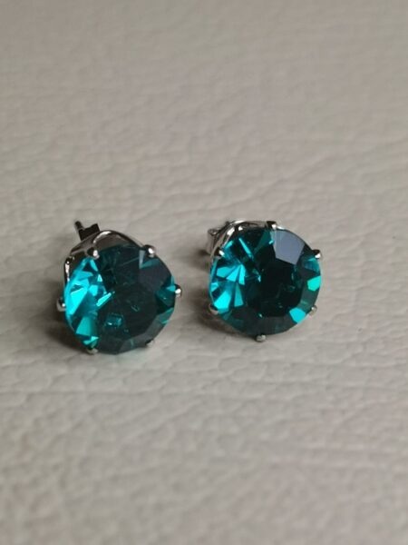 Nagliņauskari blue zircon