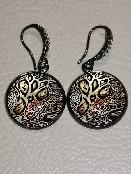Leopards, 18mm