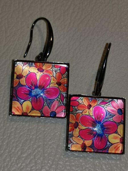 Puķes 2, 20x20mm